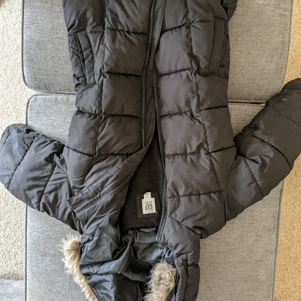 ON HOLD Gap kids coat size Small